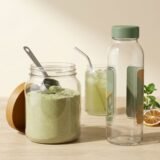 Powder drink products in packaging